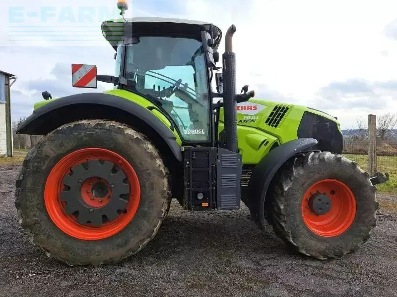 CLAAS axion 800 - Farm tractor: picture 3 CLAAS axion 800 - Farm tractor: picture 3