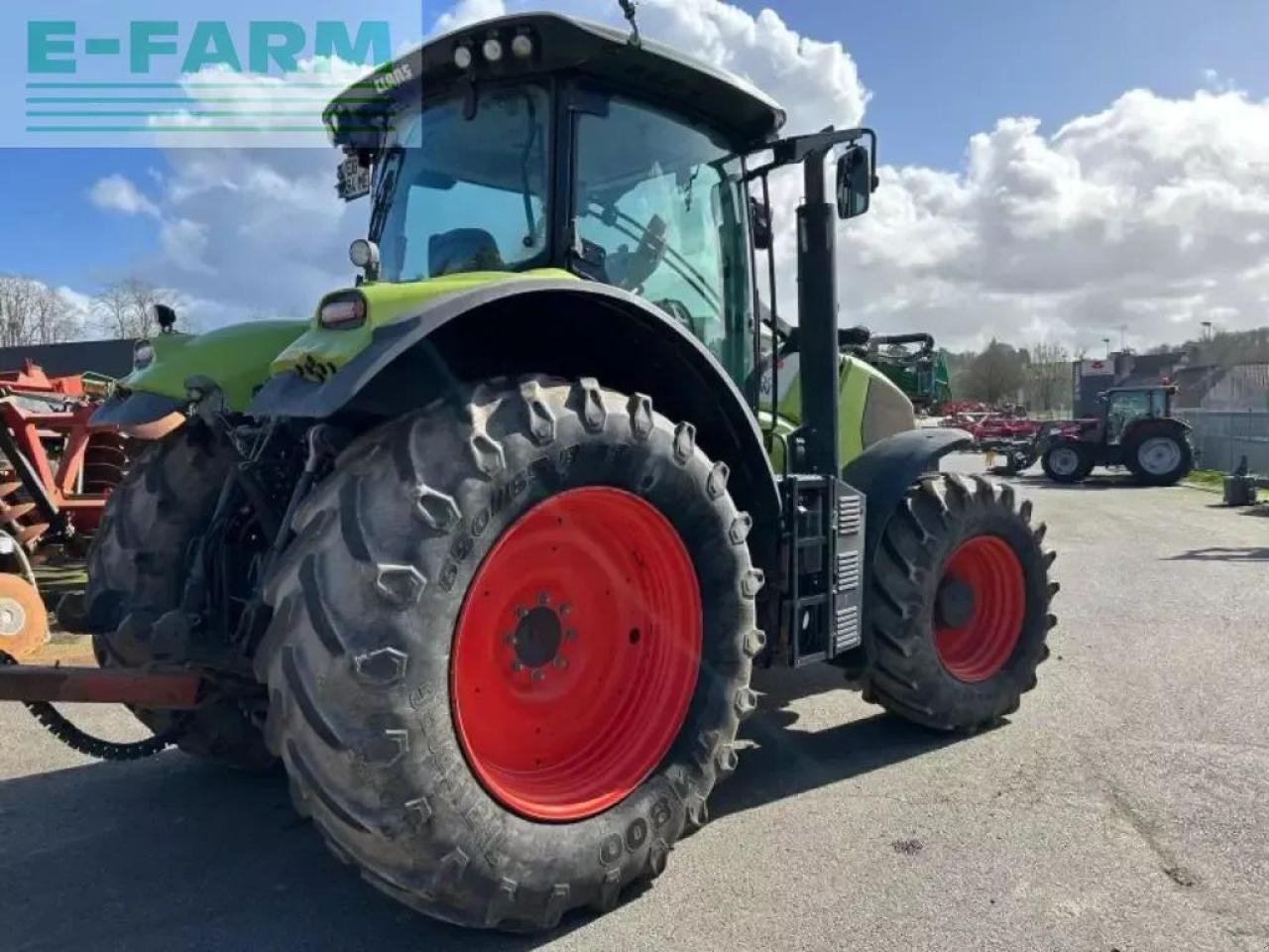 CLAAS axion 800 - Farm tractor: picture 3 CLAAS axion 800 - Farm tractor: picture 3