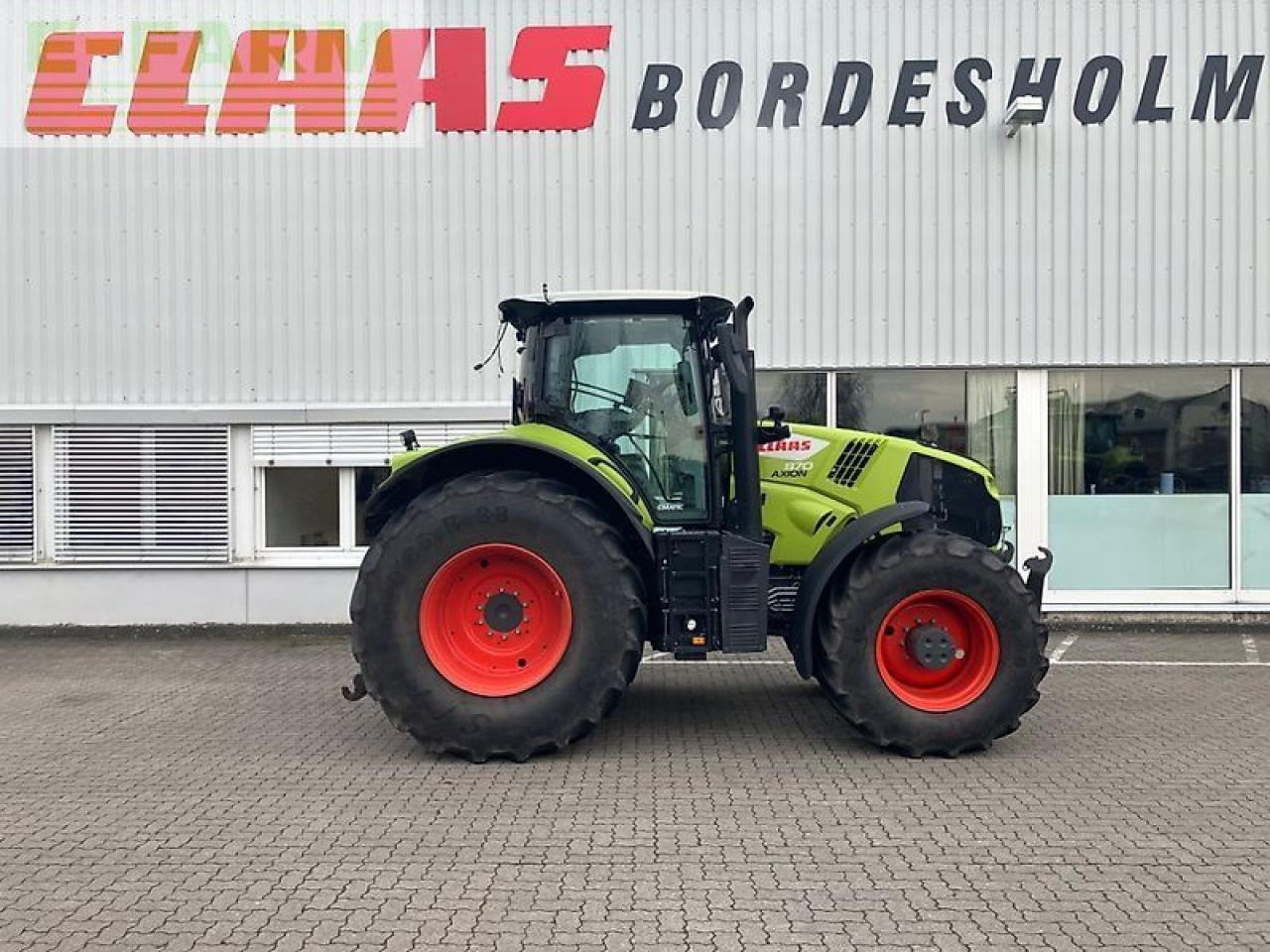 CLAAS axion 870 cmatic CMATIC - Farm tractor: picture 2 CLAAS axion 870 cmatic CMATIC - Farm tractor: picture 2
