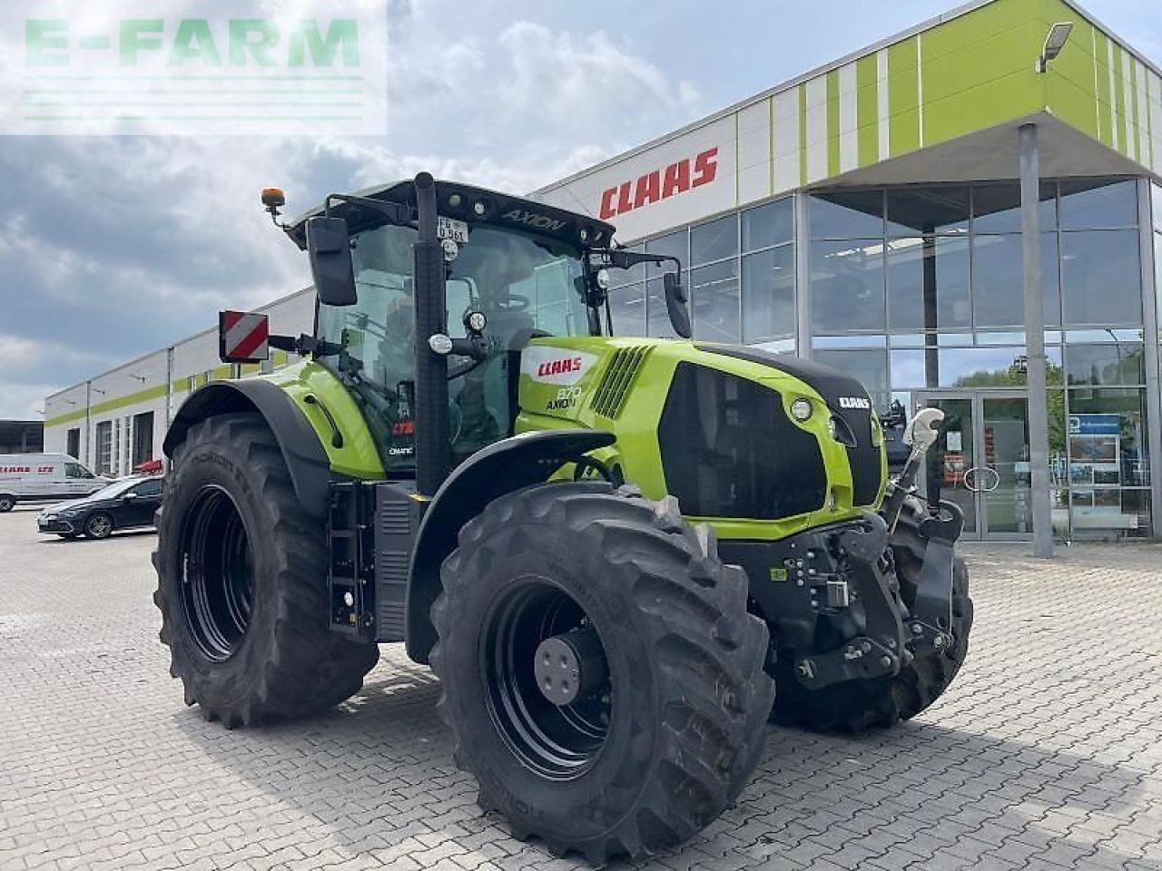 CLAAS axion 870 cmatic - stage v CMATIC - Farm tractor: picture 1 CLAAS axion 870 cmatic - stage v CMATIC - Farm tractor: picture 1
