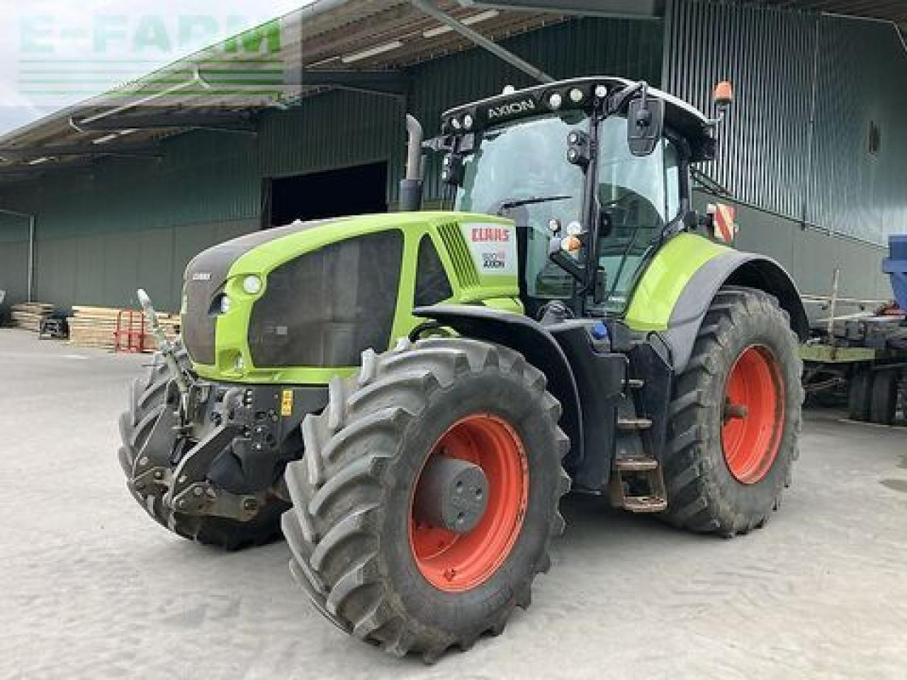 CLAAS axion 920 cmatic - Farm tractor: picture 1 CLAAS axion 920 cmatic - Farm tractor: picture 1