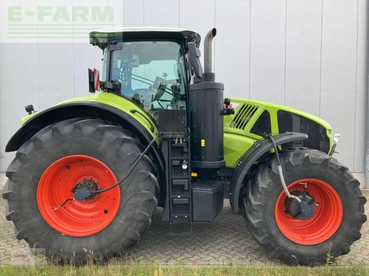 CLAAS axion 950 cmatic - Farm tractor: picture 1 CLAAS axion 950 cmatic - Farm tractor: picture 1