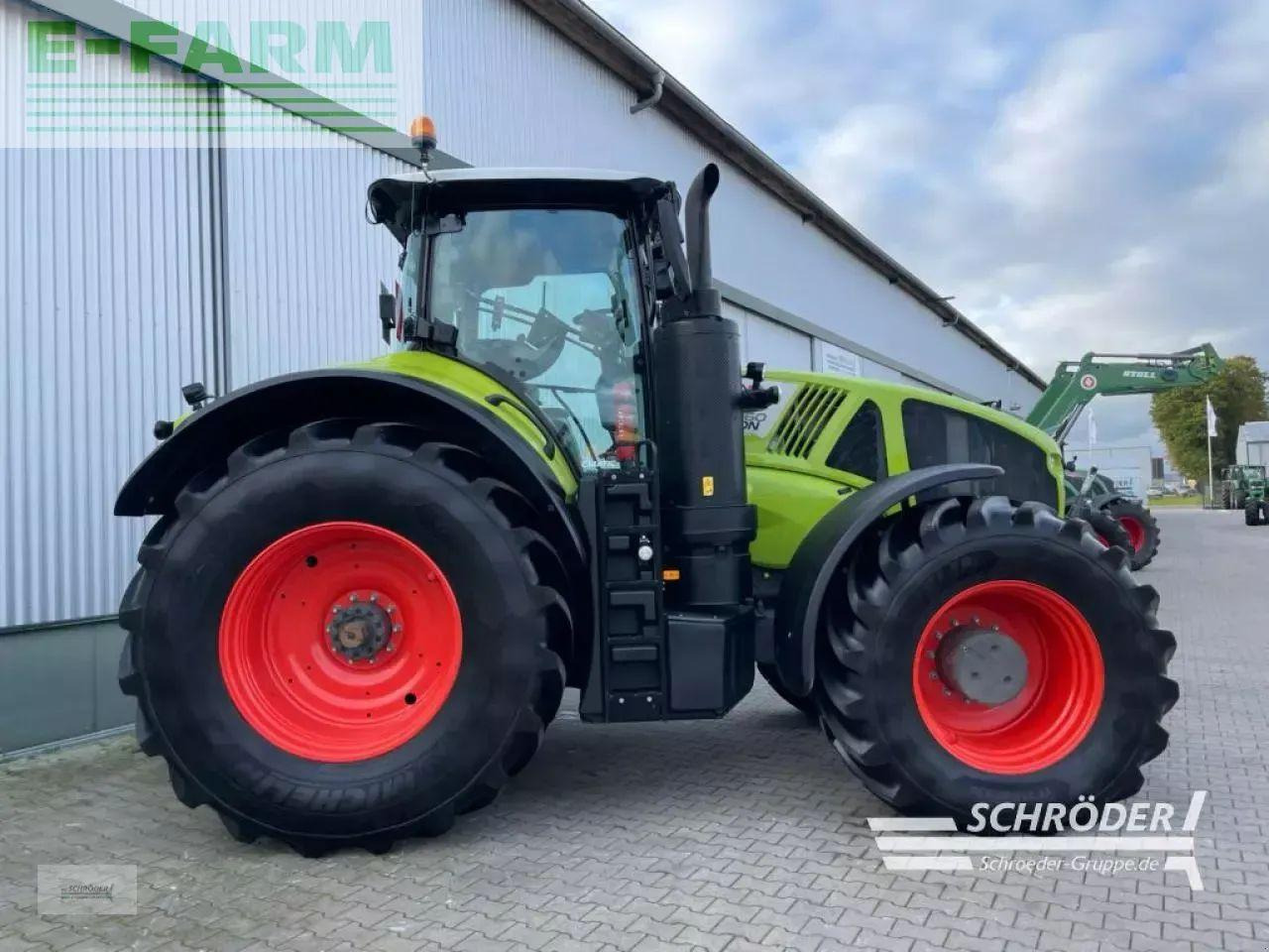 CLAAS axion 960 cmatic + maxicare + rtk - Farm tractor: picture 2 CLAAS axion 960 cmatic + maxicare + rtk - Farm tractor: picture 2
