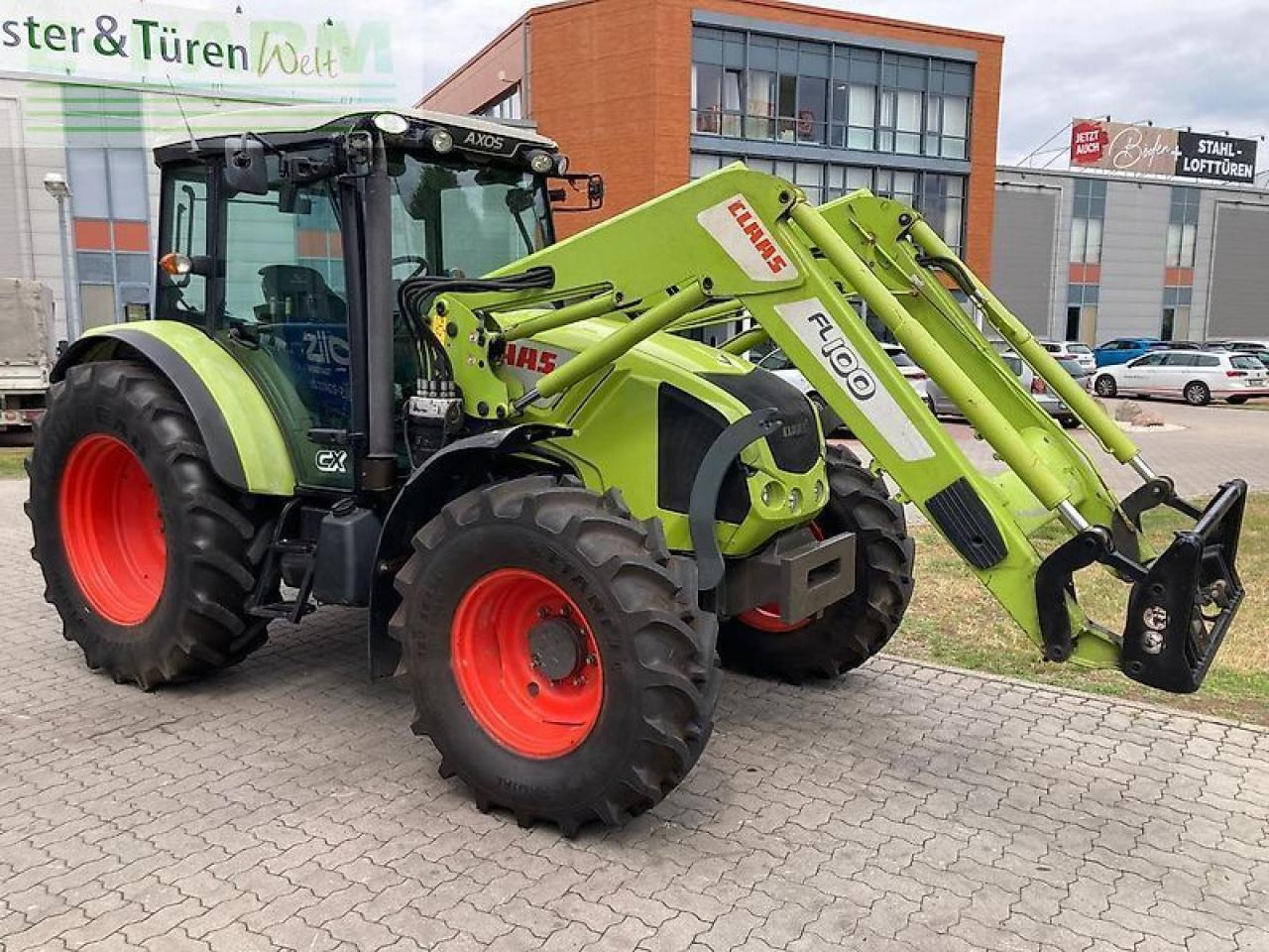 CLAAS axos 330 cx CX - Farm tractor: picture 3 CLAAS axos 330 cx CX - Farm tractor: picture 3