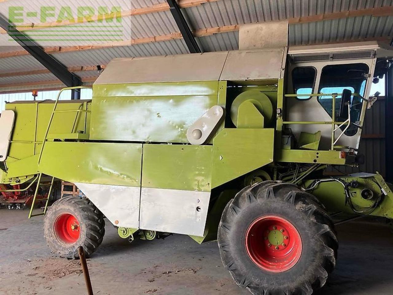 CLAAS dominator 96 - Combine harvester: picture 3 CLAAS dominator 96 - Combine harvester: picture 3
