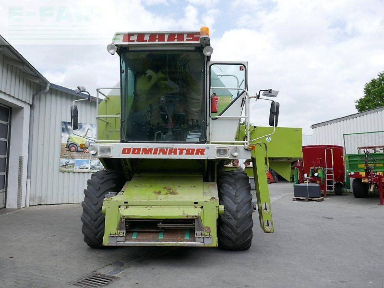 CLAAS dominator 98 sl - Combine harvester: picture 2 CLAAS dominator 98 sl - Combine harvester: picture 2