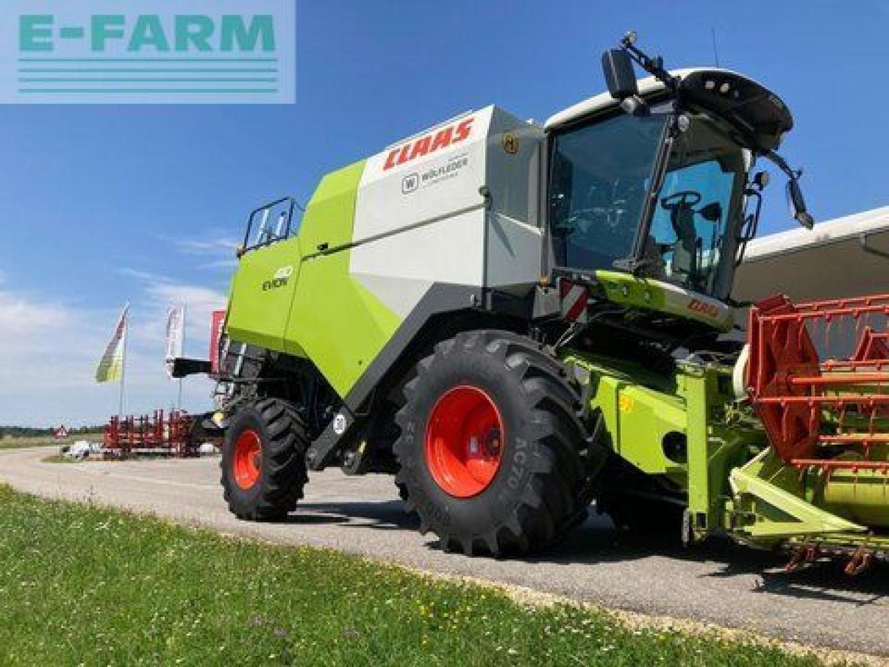 CLAAS evion 430 maxi - Combine harvester: picture 1 CLAAS evion 430 maxi - Combine harvester: picture 1