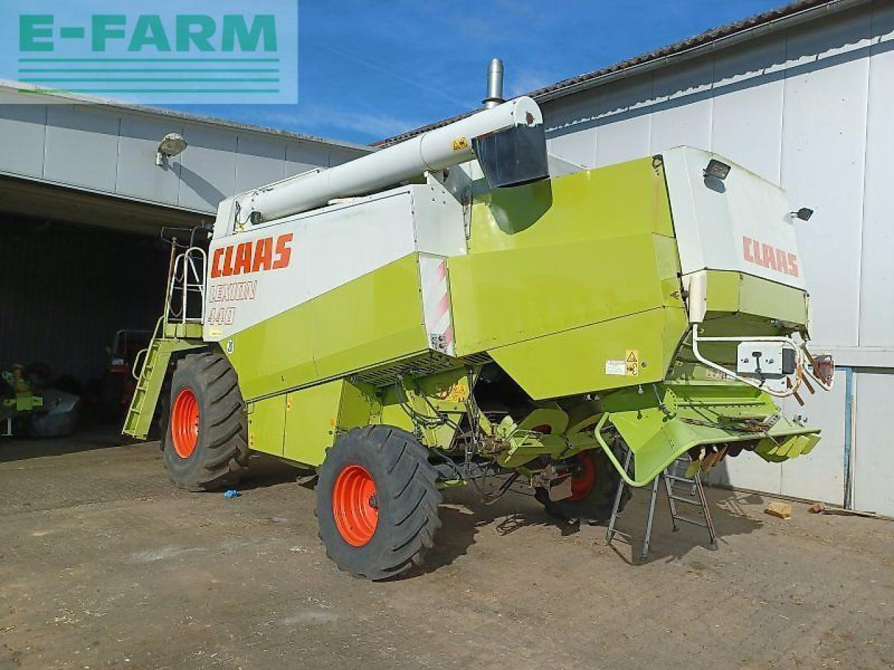 CLAAS lexion 440 - Combine harvester: picture 2 CLAAS lexion 440 - Combine harvester: picture 2
