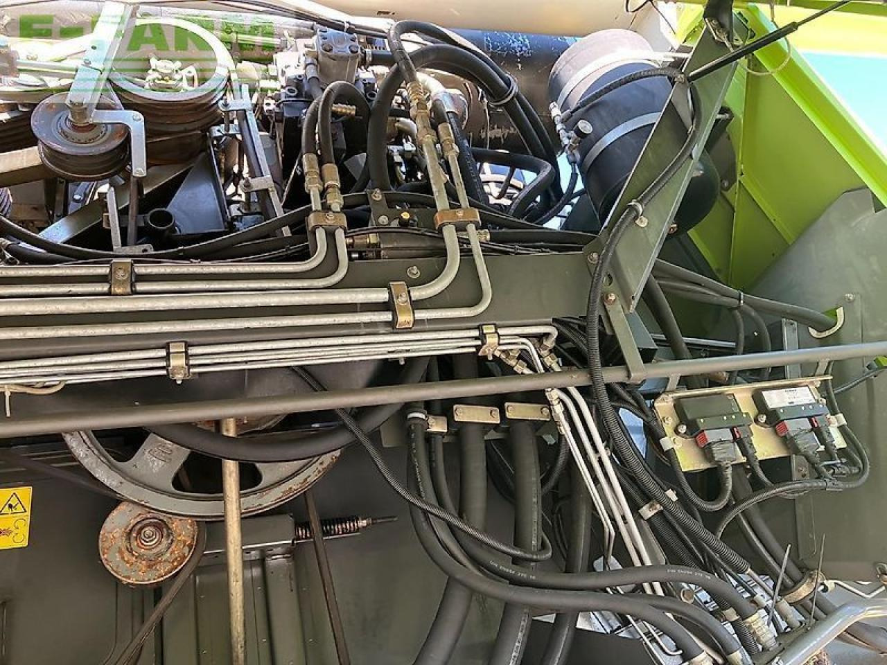 Combine harvester CLAAS lexion 600: picture 20