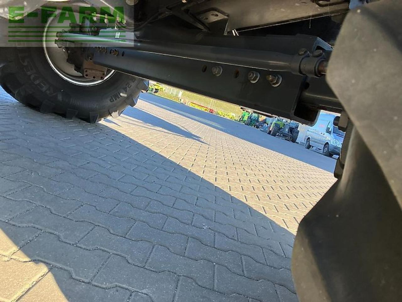 Combine harvester CLAAS lexion 600: picture 18