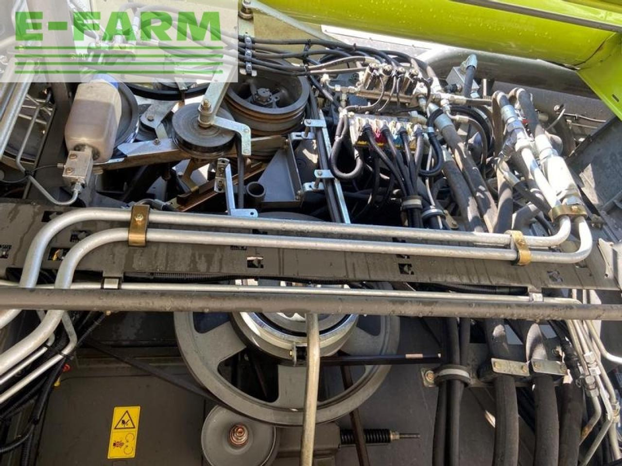 Combine harvester CLAAS lexion 750: picture 26