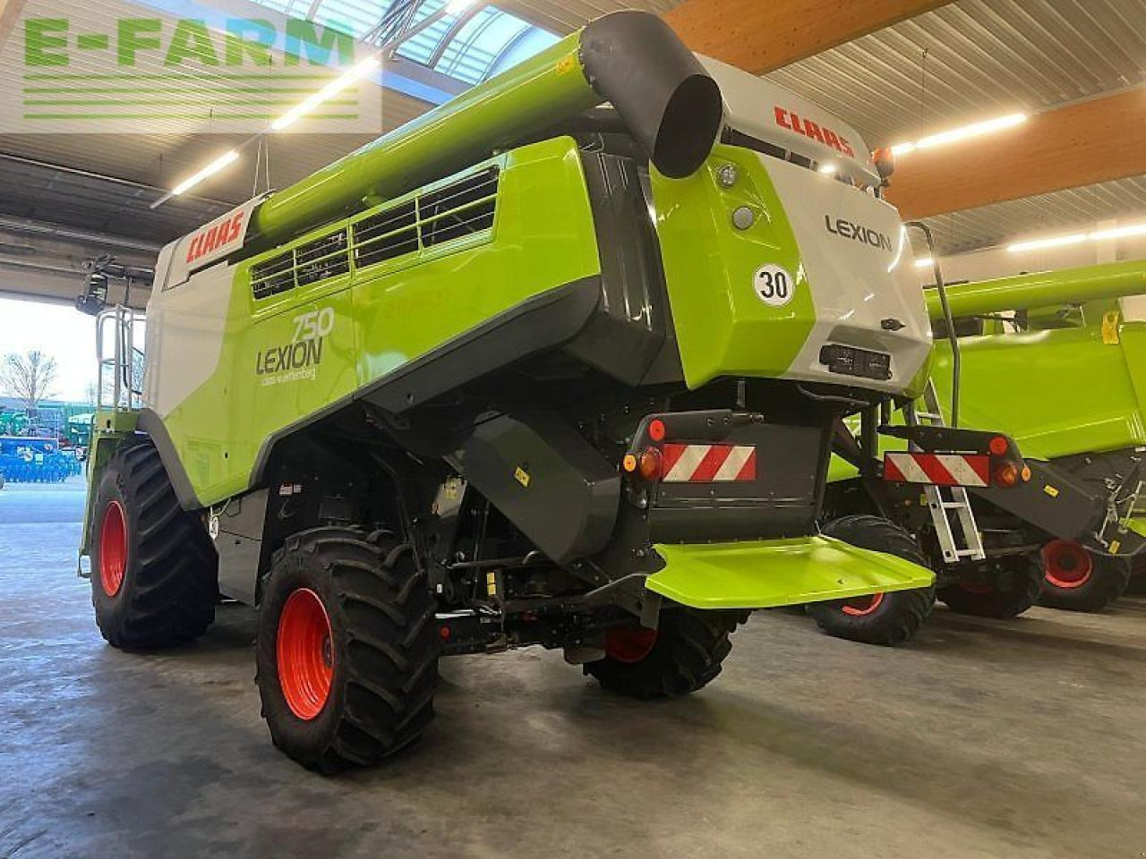 CLAAS lexion 750 - Combine harvester: picture 3 CLAAS lexion 750 - Combine harvester: picture 3