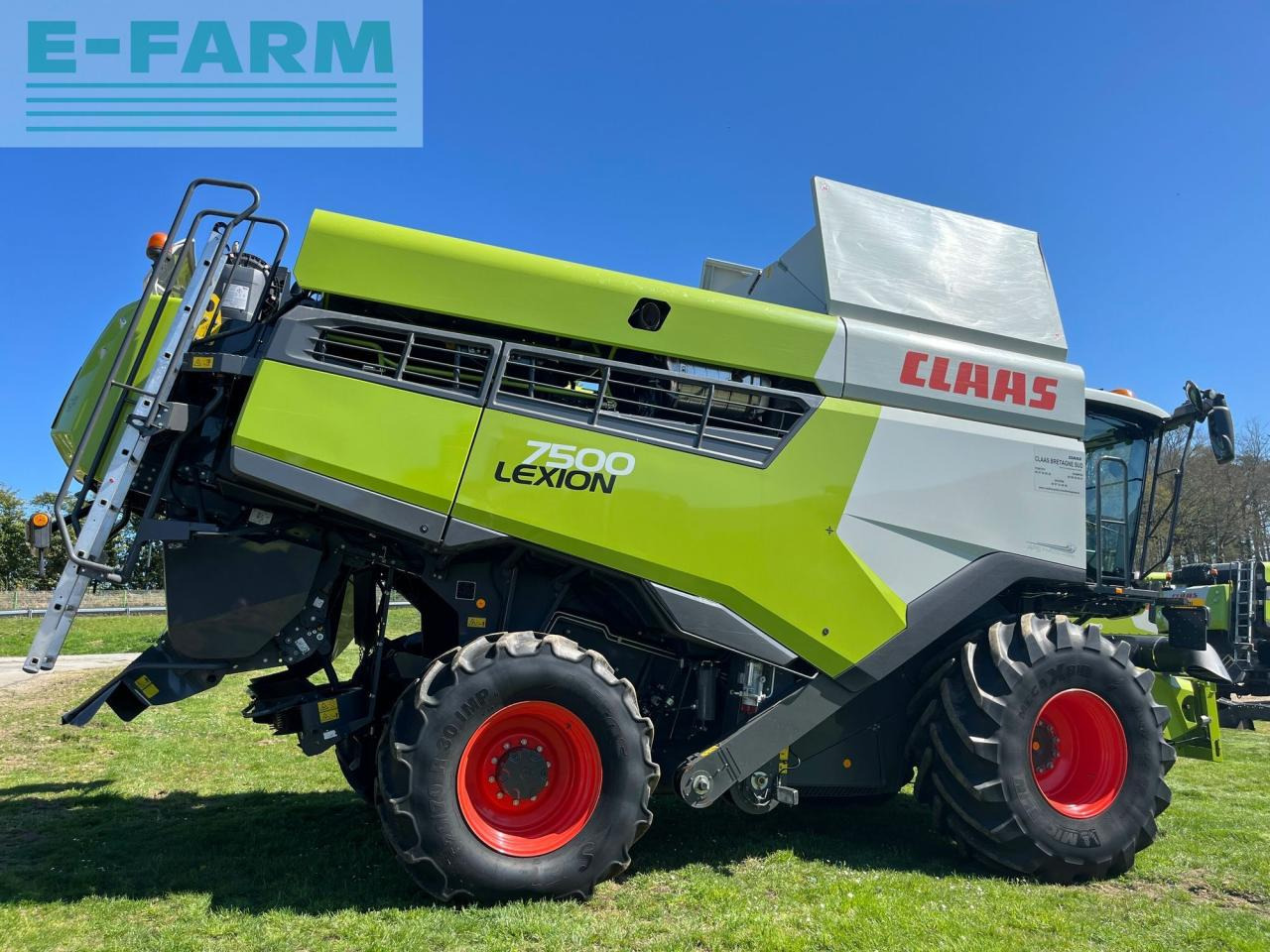 CLAAS lexion 7500 (c85/125) - Combine harvester: picture 3 CLAAS lexion 7500 (c85/125) - Combine harvester: picture 3