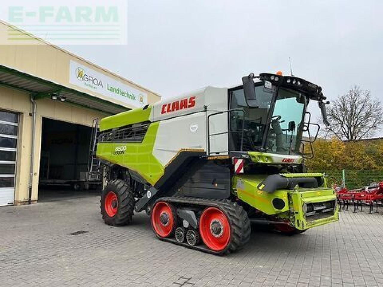 CLAAS lexion 8600 terra trac - Combine harvester: picture 4 CLAAS lexion 8600 terra trac - Combine harvester: picture 4