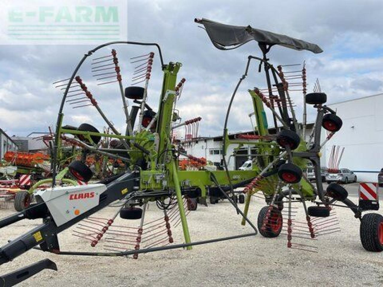 CLAAS liner 1800 twin - Tedder/ Rake: picture 1 CLAAS liner 1800 twin - Tedder/ Rake: picture 1