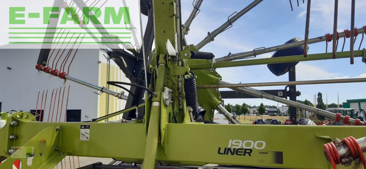 CLAAS liner 1900 - Tedder/ Rake: picture 4 CLAAS liner 1900 - Tedder/ Rake: picture 4