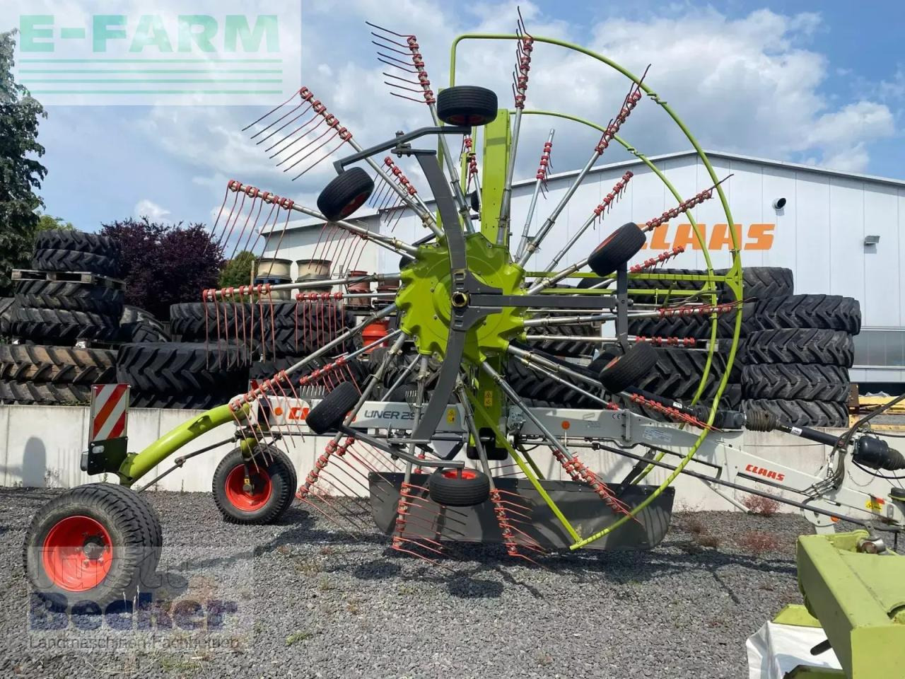 CLAAS liner 2900 - Tedder/ Rake: picture 1 CLAAS liner 2900 - Tedder/ Rake: picture 1