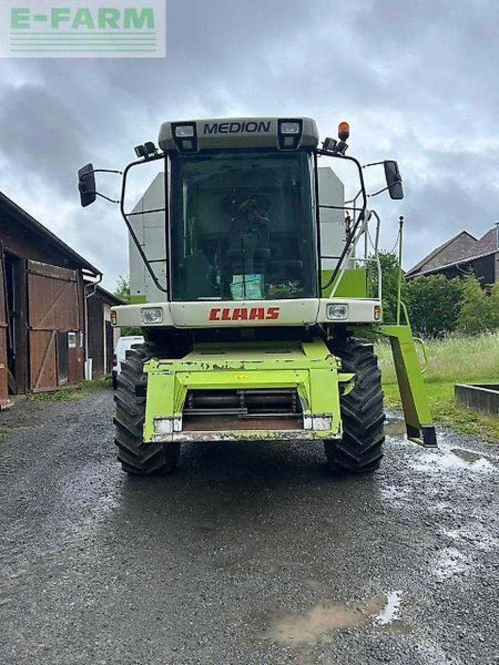 CLAAS medion 310 - Combine harvester: picture 4 CLAAS medion 310 - Combine harvester: picture 4