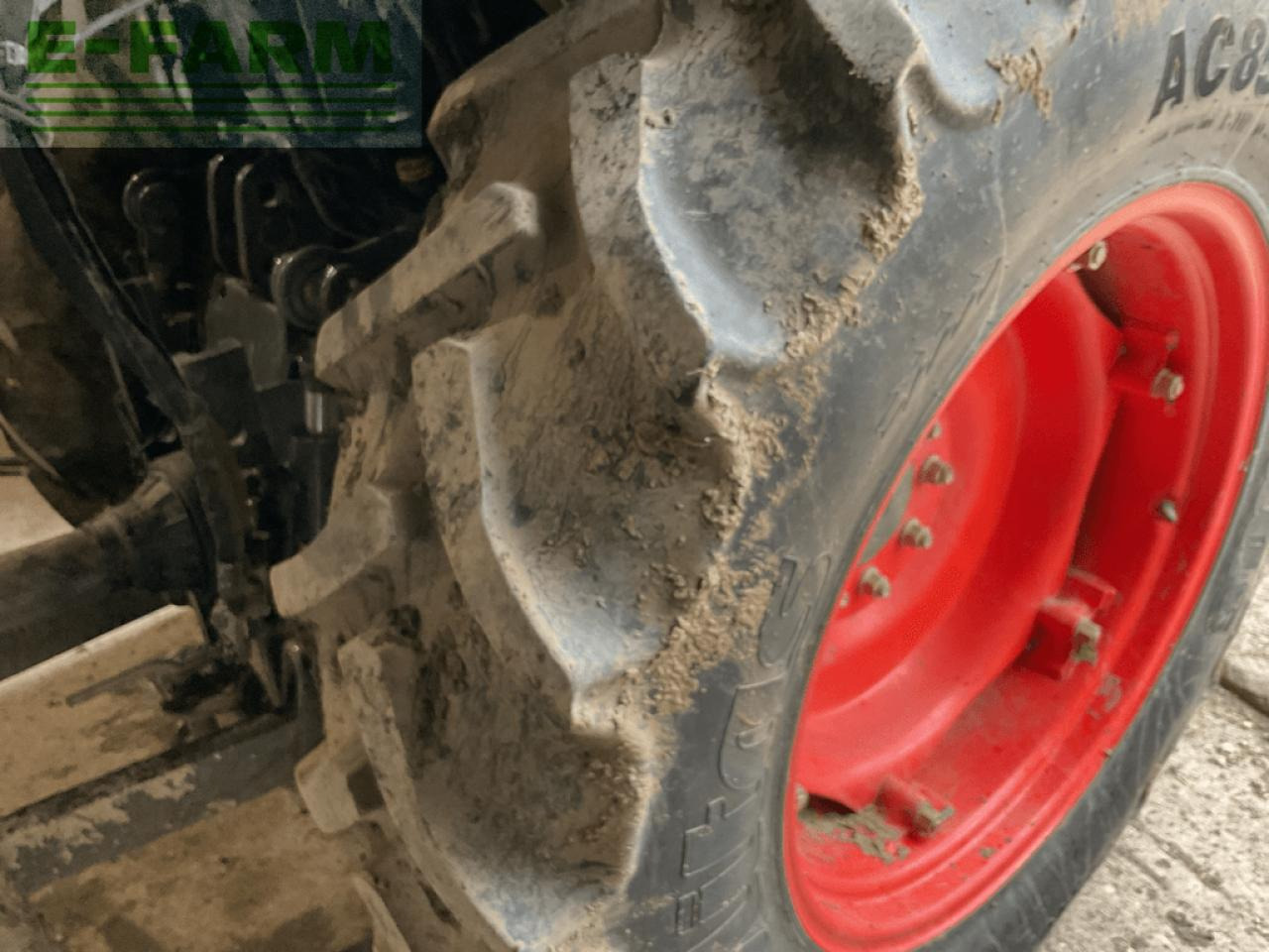 CLAAS nexos 230 vl - Farm tractor: picture 4 CLAAS nexos 230 vl - Farm tractor: picture 4