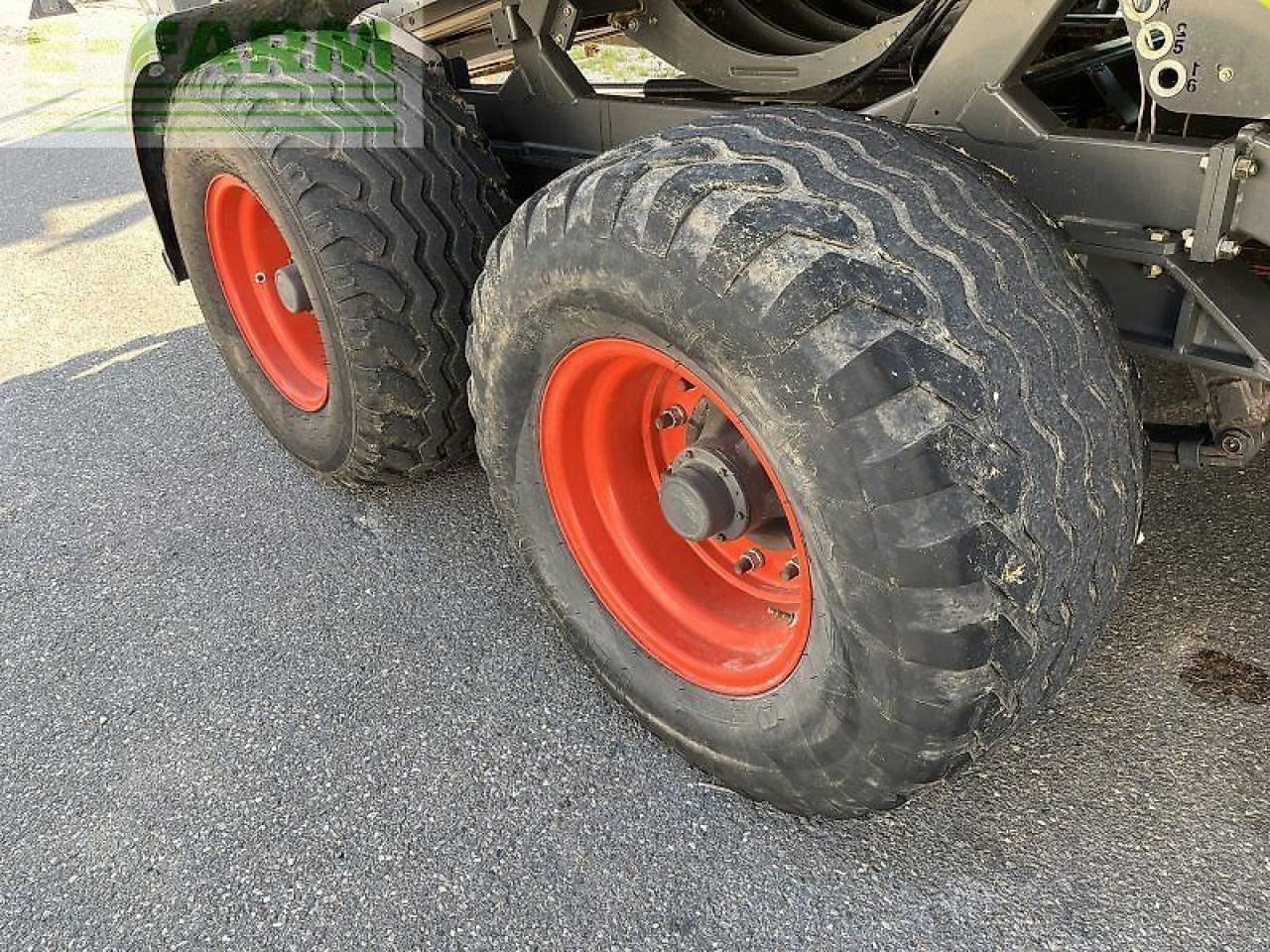 CLAAS quadrant 3200 rc tandem krassort vorabuhäcksler - Square baler: picture 4 CLAAS quadrant 3200 rc tandem krassort vorabuhäcksler - Square baler: picture 4