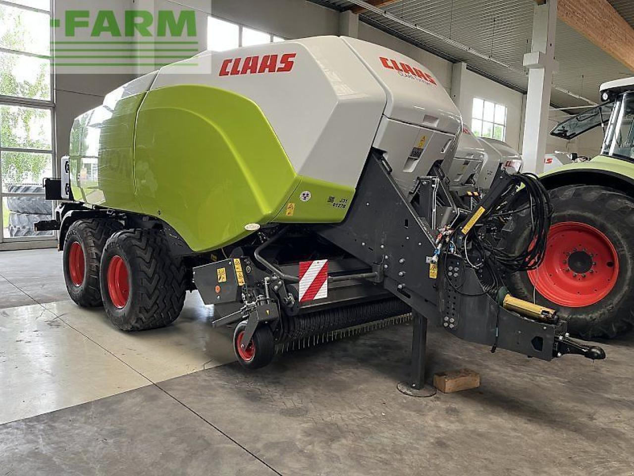 CLAAS quadrant 5200 fc - Square baler: picture 1 CLAAS quadrant 5200 fc - Square baler: picture 1