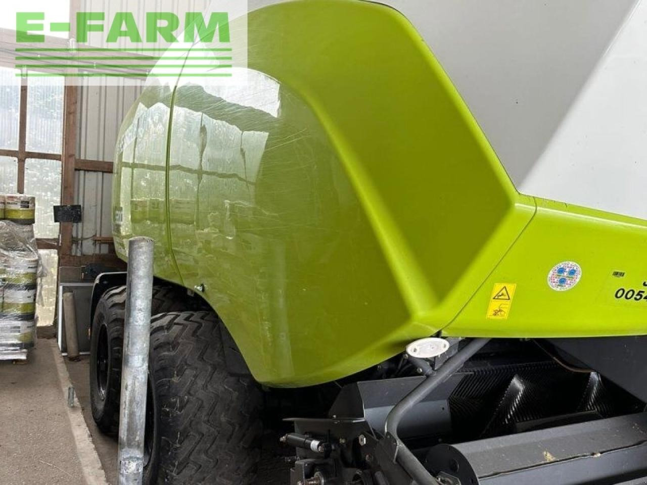 CLAAS quadrant 5200 fc mit waage - Square baler: picture 1 CLAAS quadrant 5200 fc mit waage - Square baler: picture 1
