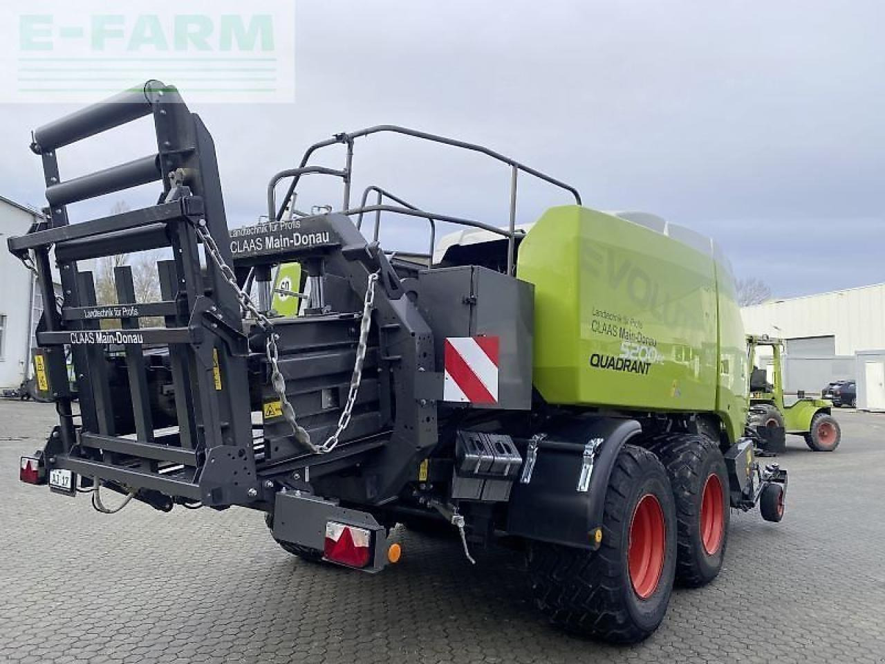 CLAAS quadrant 5200 fc mit waage - Square baler: picture 4 CLAAS quadrant 5200 fc mit waage - Square baler: picture 4