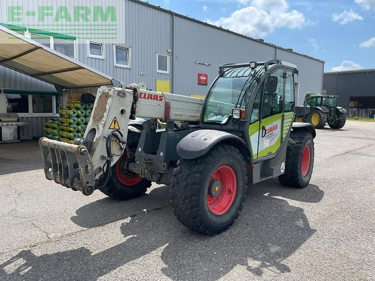 CLAAS scorpion 9040 varipower plus - Telescopic handler: picture 1 CLAAS scorpion 9040 varipower plus - Telescopic handler: picture 1