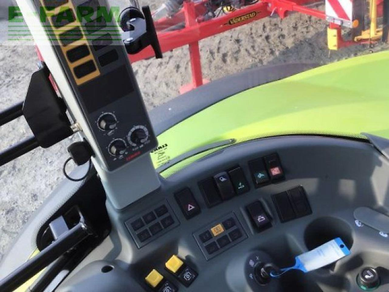 Farm tractor CLAAS traktor arion 470 cis+: picture 9
