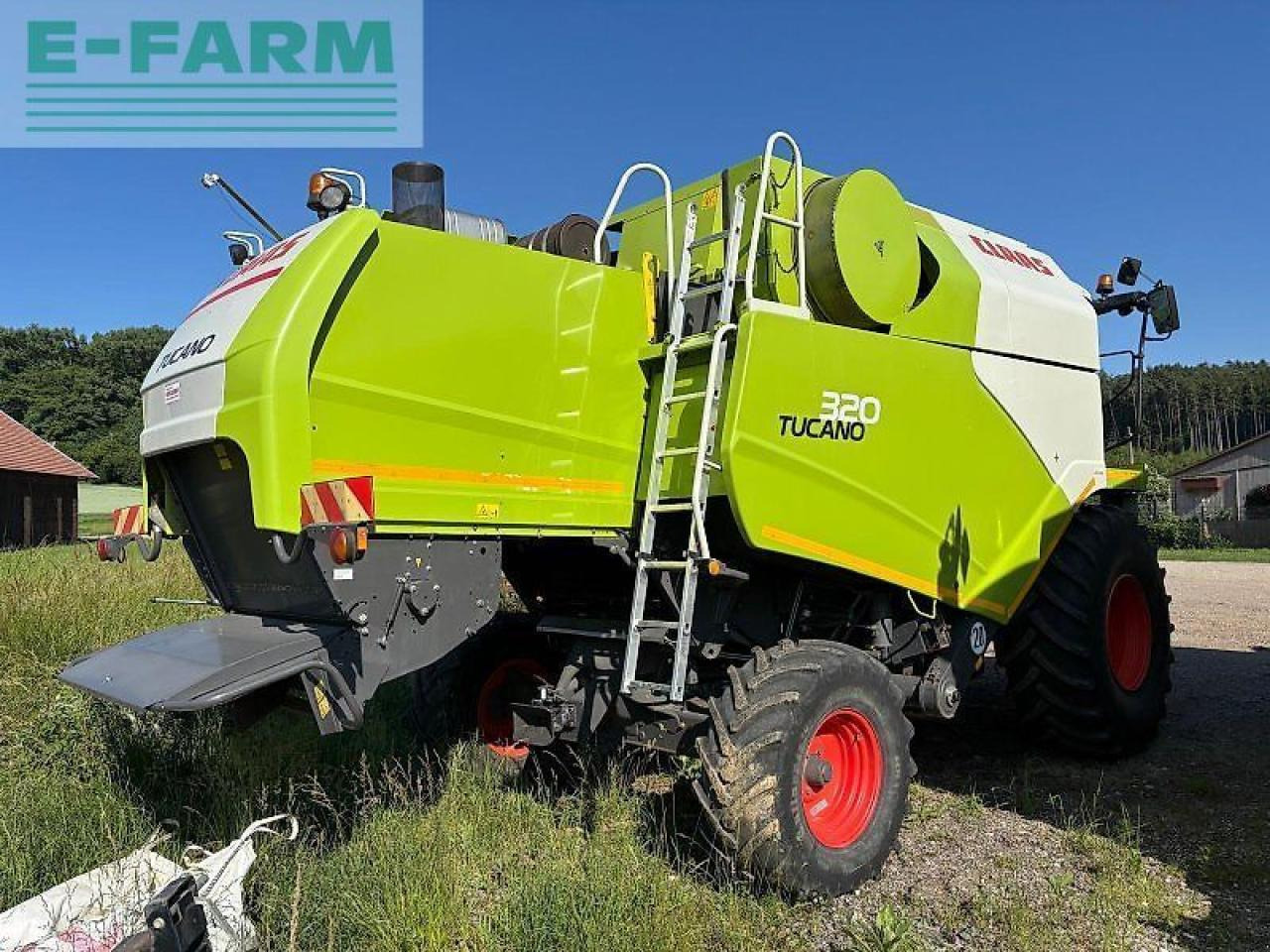 CLAAS tucano 320 - Combine harvester: picture 3 CLAAS tucano 320 - Combine harvester: picture 3