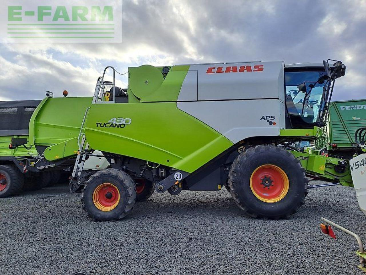 CLAAS tucano 430 - Combine harvester: picture 4 CLAAS tucano 430 - Combine harvester: picture 4