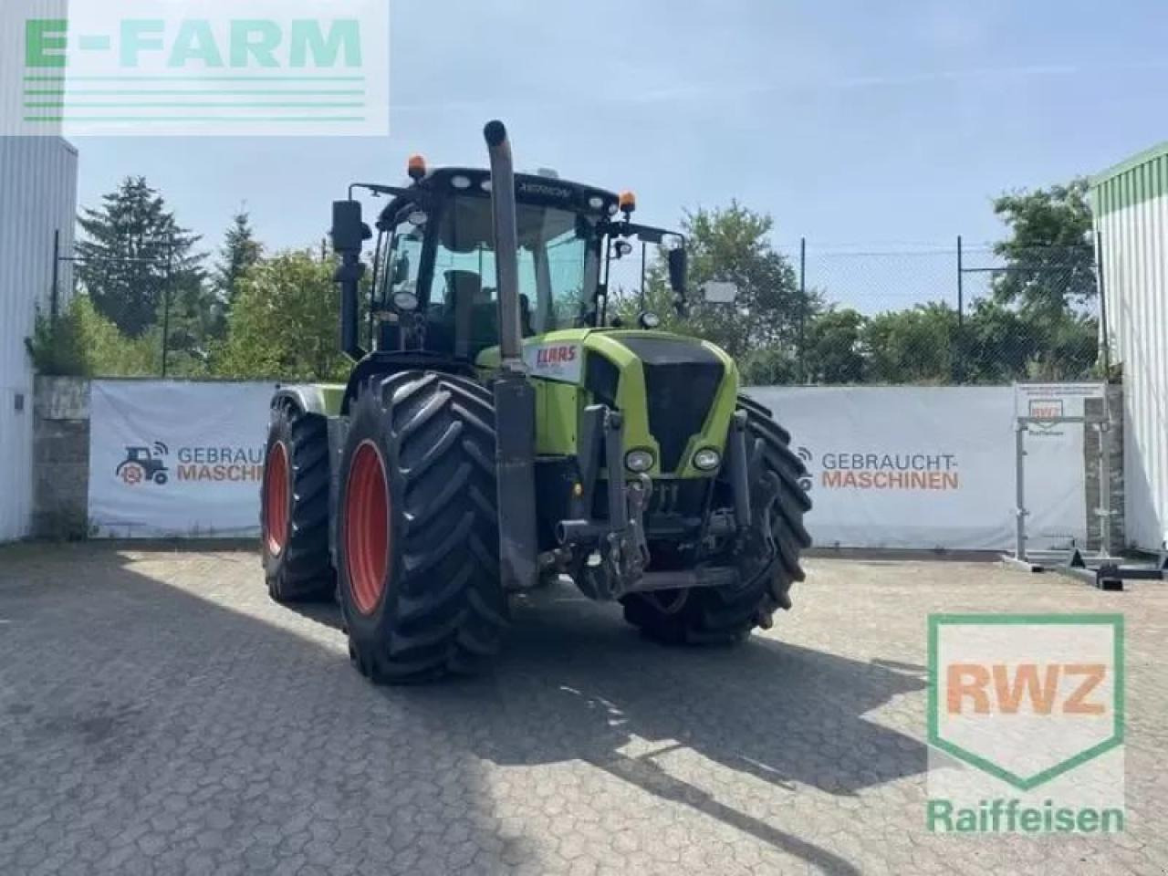 CLAAS xerion 3300 trac vc TRAC VC - Farm tractor: picture 1 CLAAS xerion 3300 trac vc TRAC VC - Farm tractor: picture 1
