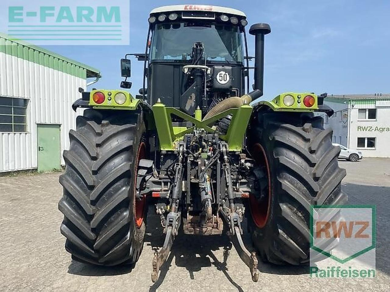 CLAAS xerion 3300 trac vc TRAC VC - Farm tractor: picture 3 CLAAS xerion 3300 trac vc TRAC VC - Farm tractor: picture 3