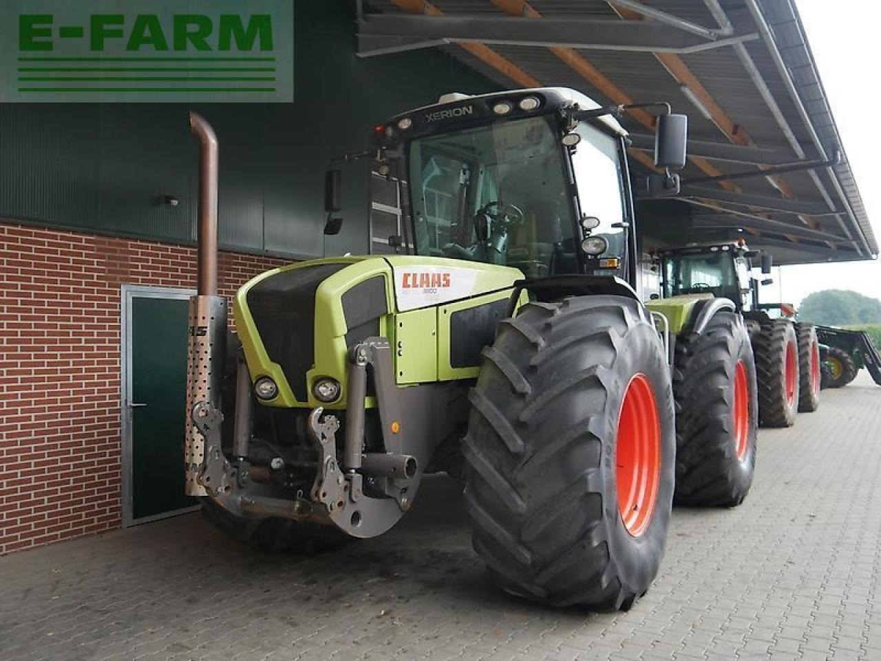 CLAAS xerion 3800 trac TRAC - Farm tractor: picture 3 CLAAS xerion 3800 trac TRAC - Farm tractor: picture 3