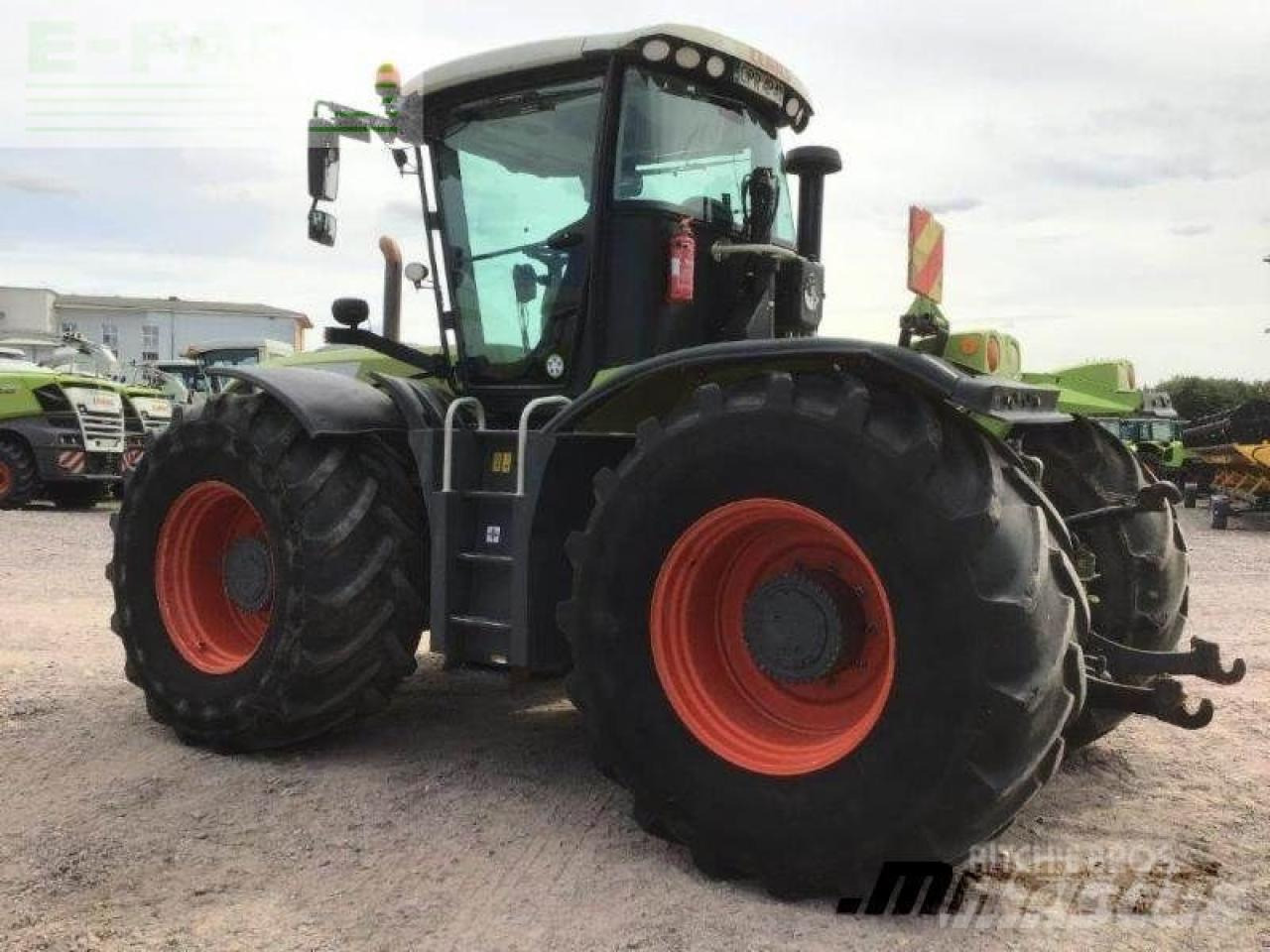 CLAAS xerion 3800 trac vc TRAC VC - Farm tractor: picture 4 CLAAS xerion 3800 trac vc TRAC VC - Farm tractor: picture 4