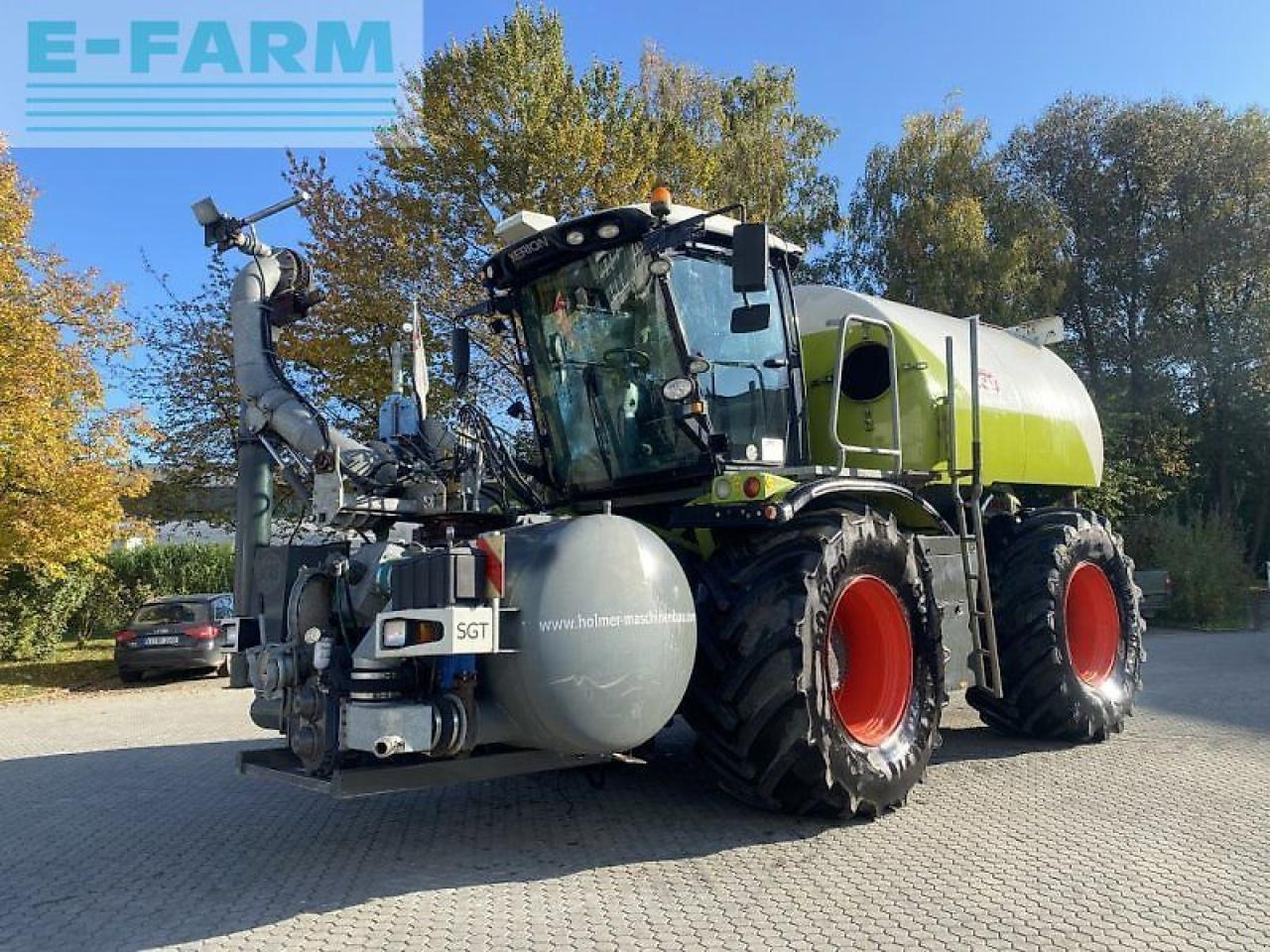 CLAAS xerion 3800 trac vc mit gülleaufbau sgt TRAC VC - Self-propelled sprayer: picture 1 CLAAS xerion 3800 trac vc mit gülleaufbau sgt TRAC VC - Self-propelled sprayer: picture 1