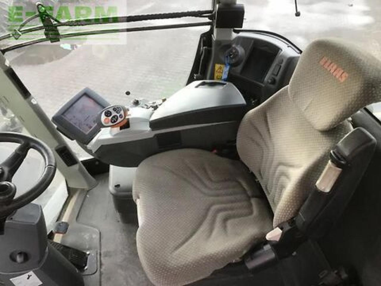 CLAAS xerion 4000 trac vc TRAC VC - Farm tractor: picture 5 CLAAS xerion 4000 trac vc TRAC VC - Farm tractor: picture 5