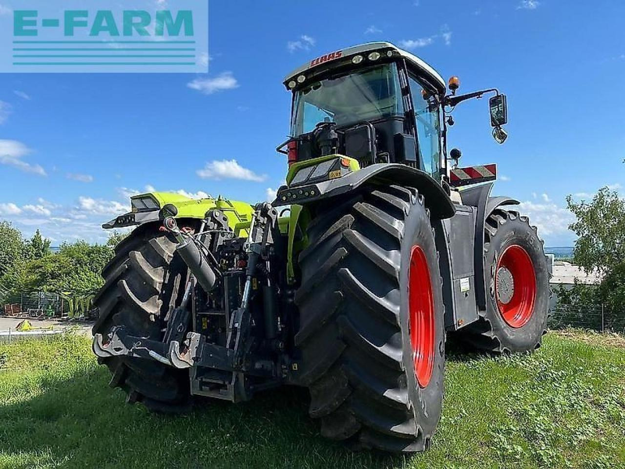 CLAAS xerion 4200 trac vc TRAC VC - Farm tractor: picture 3 CLAAS xerion 4200 trac vc TRAC VC - Farm tractor: picture 3