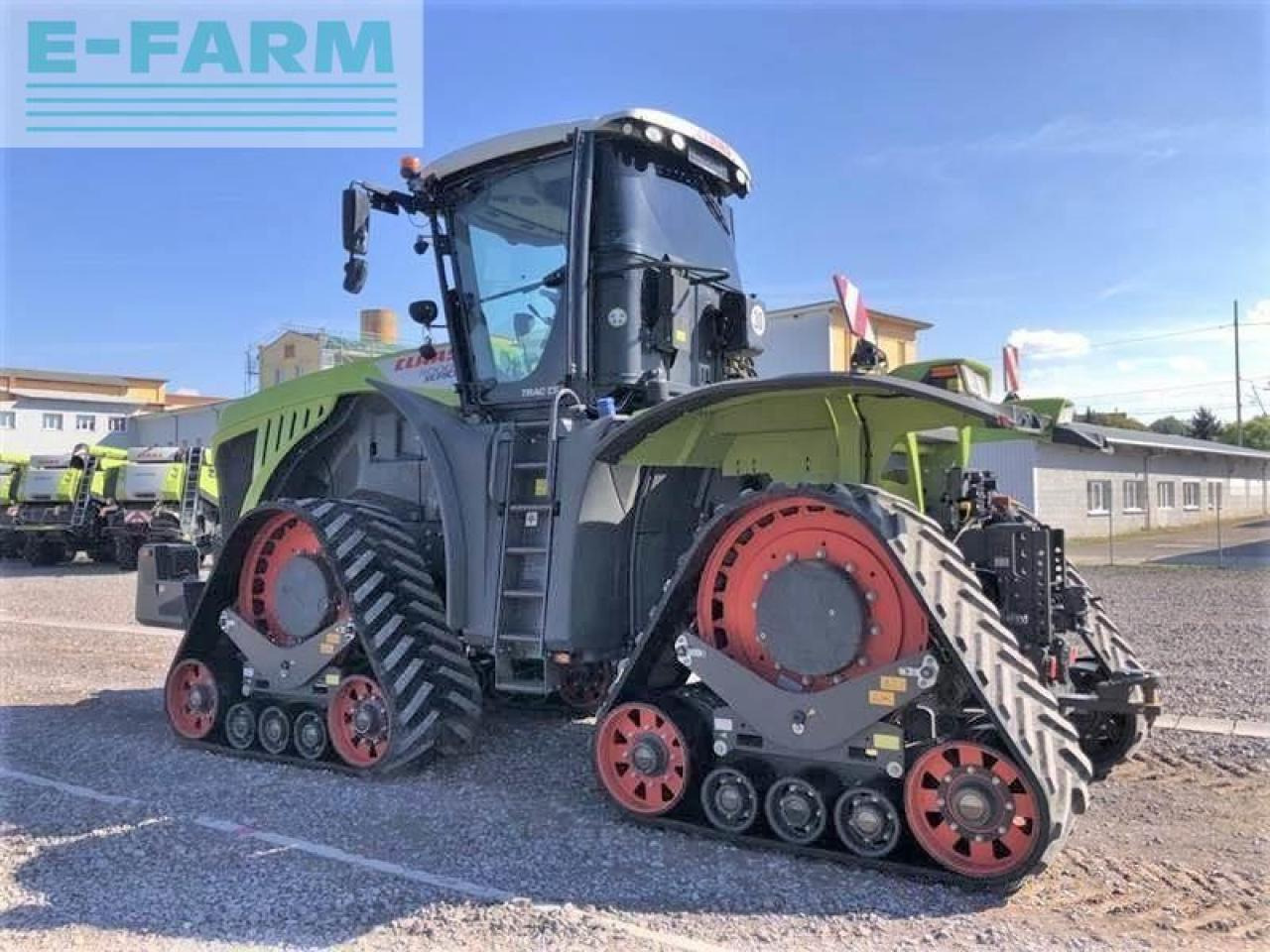 CLAAS xerion 5000 trac ts TRAC VC - Farm tractor: picture 3 CLAAS xerion 5000 trac ts TRAC VC - Farm tractor: picture 3