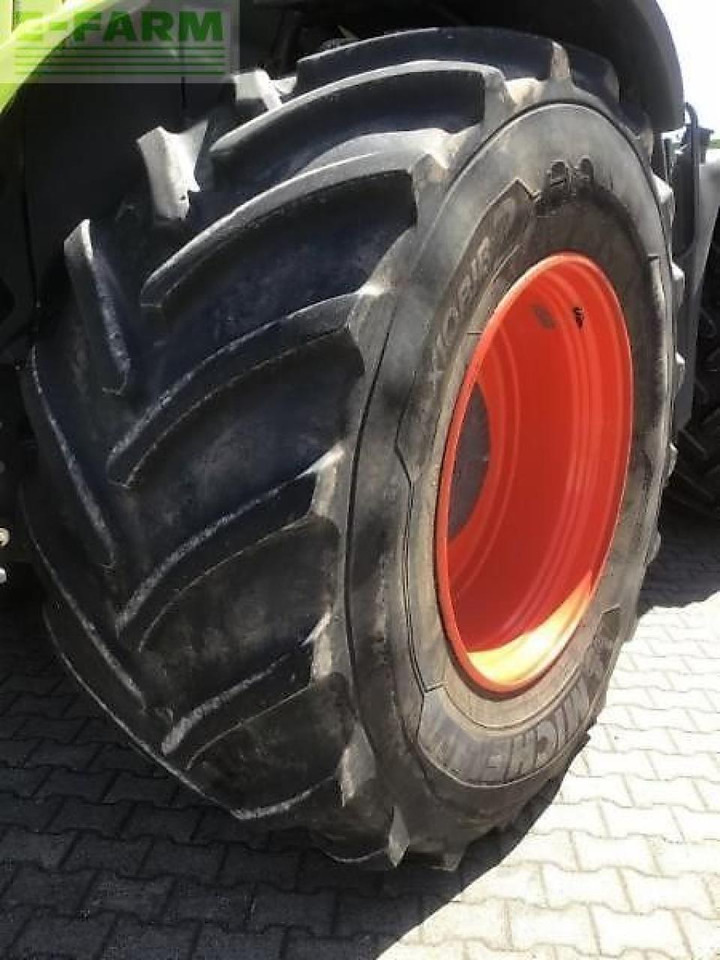 Farm tractor CLAAS xerion 5000 trac vc TRAC VC: picture 14