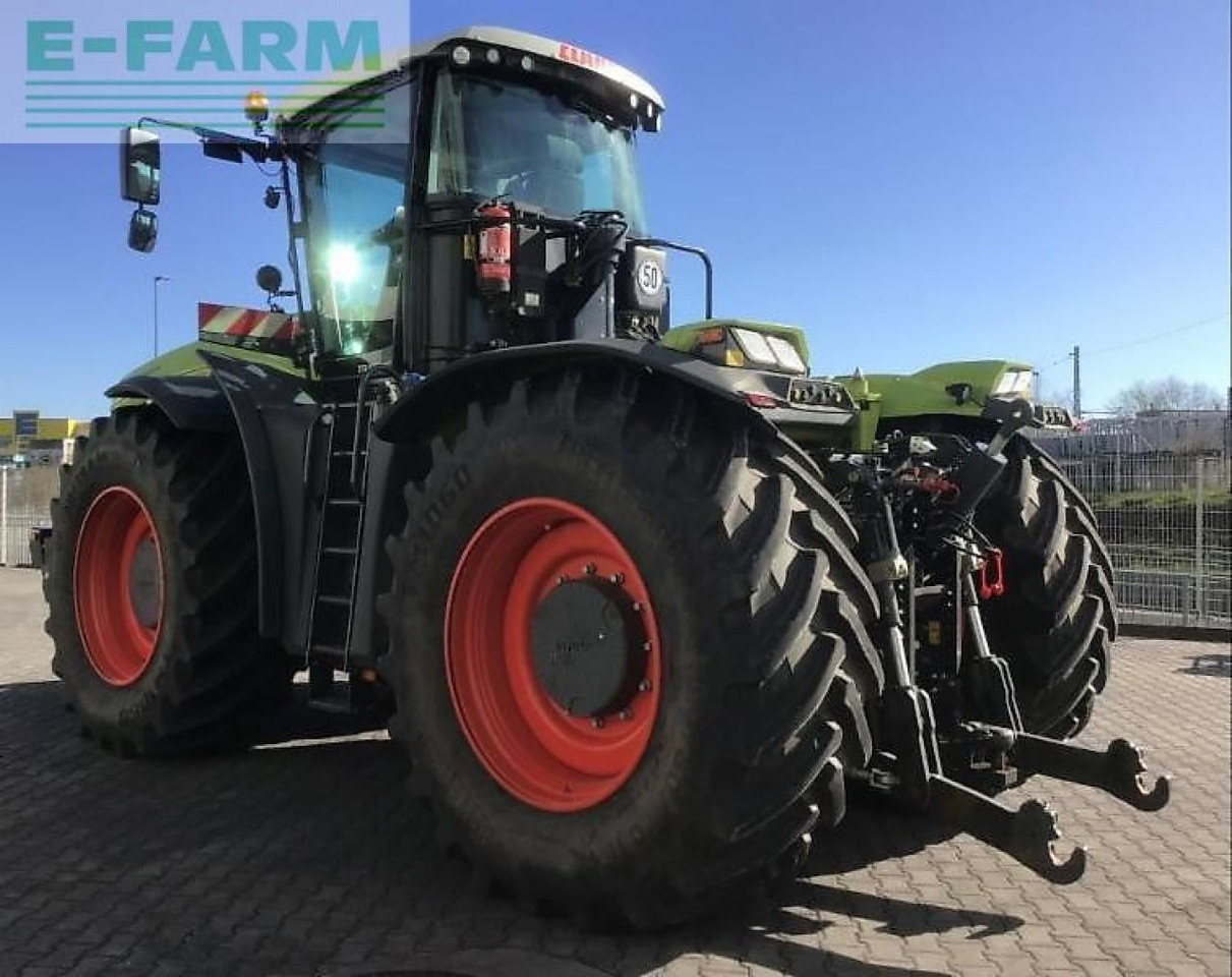 CLAAS xerion 5000 vc - Farm tractor: picture 4 CLAAS xerion 5000 vc - Farm tractor: picture 4