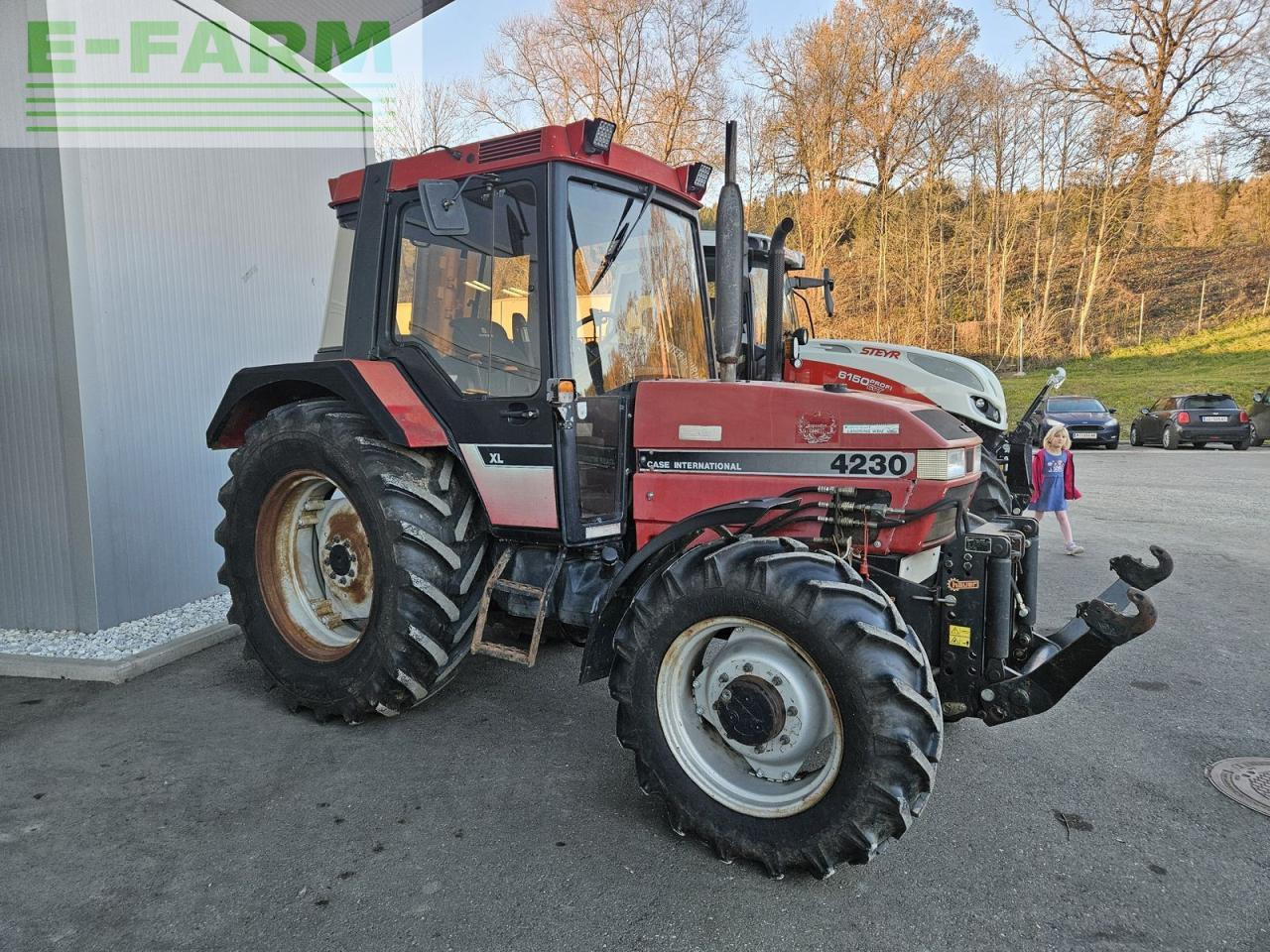 Case-IH 4230 xl a - Farm tractor: picture 1 Case-IH 4230 xl a - Farm tractor: picture 1