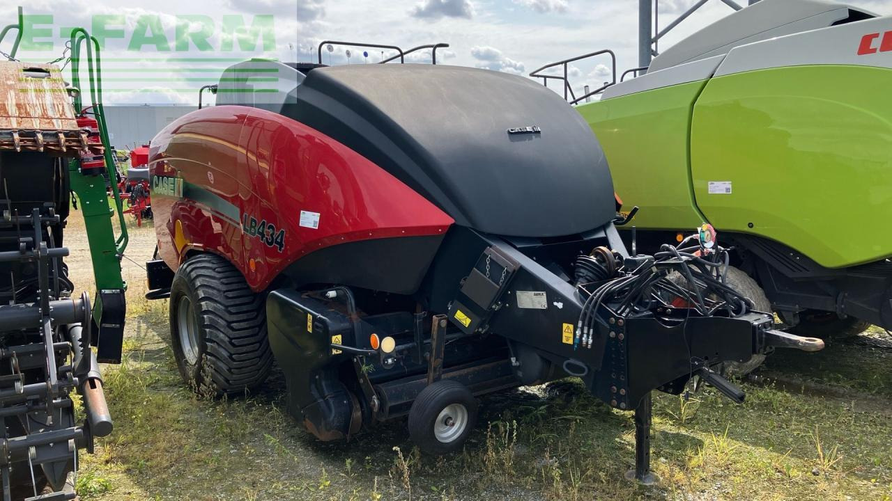Case-IH LB434 - Square baler: picture 1 Case-IH LB434 - Square baler: picture 1