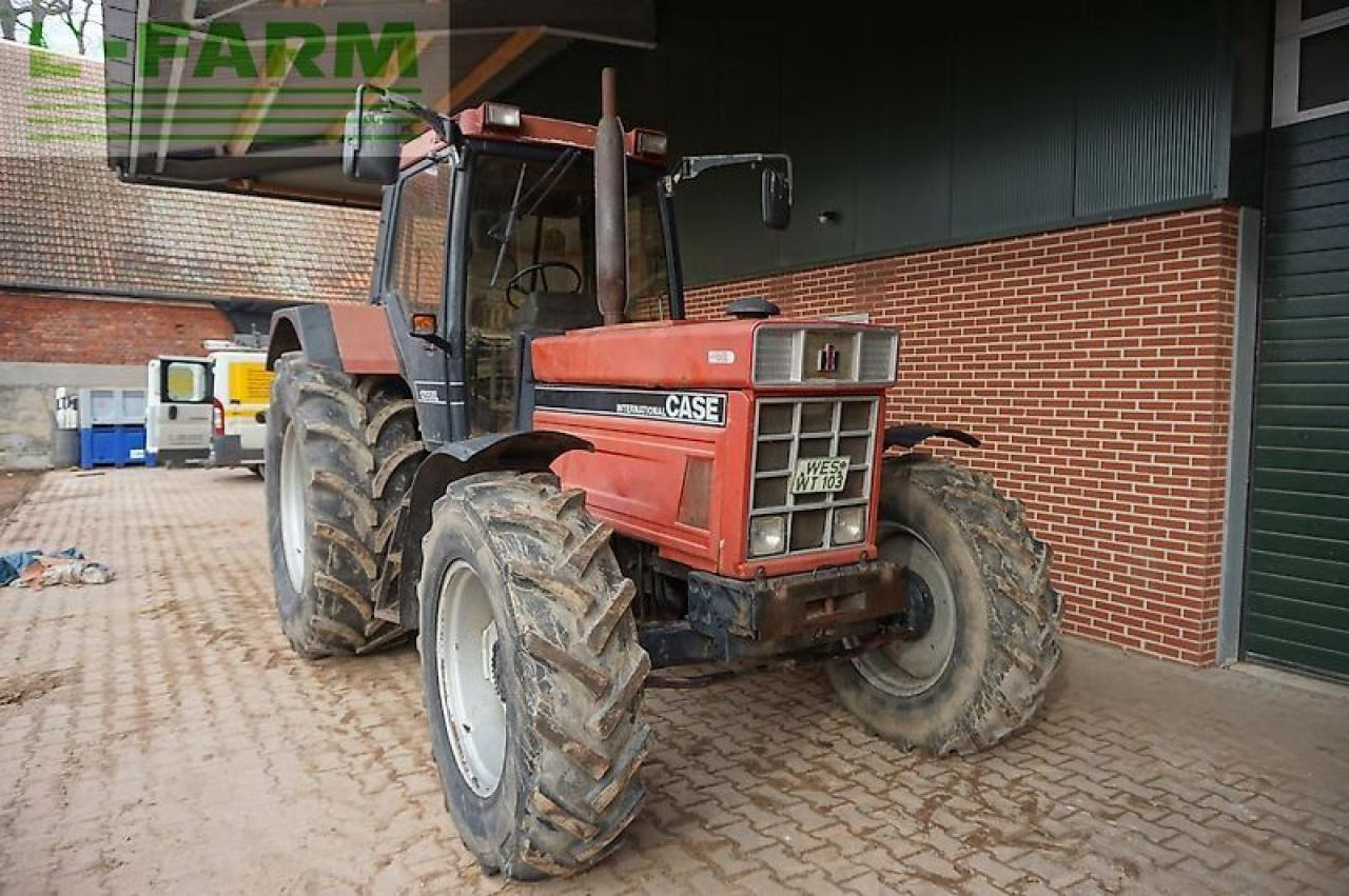 Case-IH ihc 1255 xl - Farm tractor: picture 3 Case-IH ihc 1255 xl - Farm tractor: picture 3
