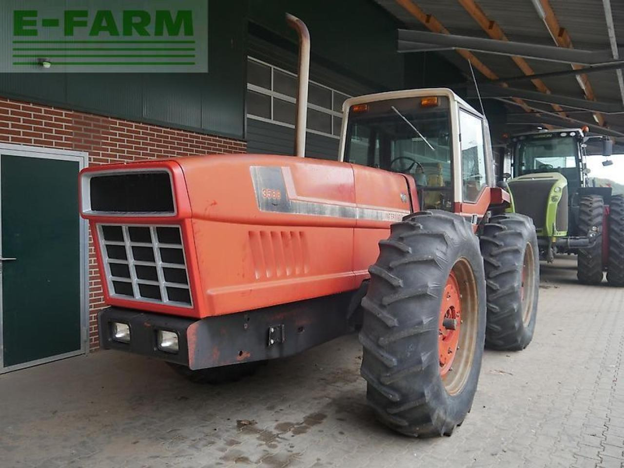 Case-IH ihc 3588 - Farm tractor: picture 3 Case-IH ihc 3588 - Farm tractor: picture 3