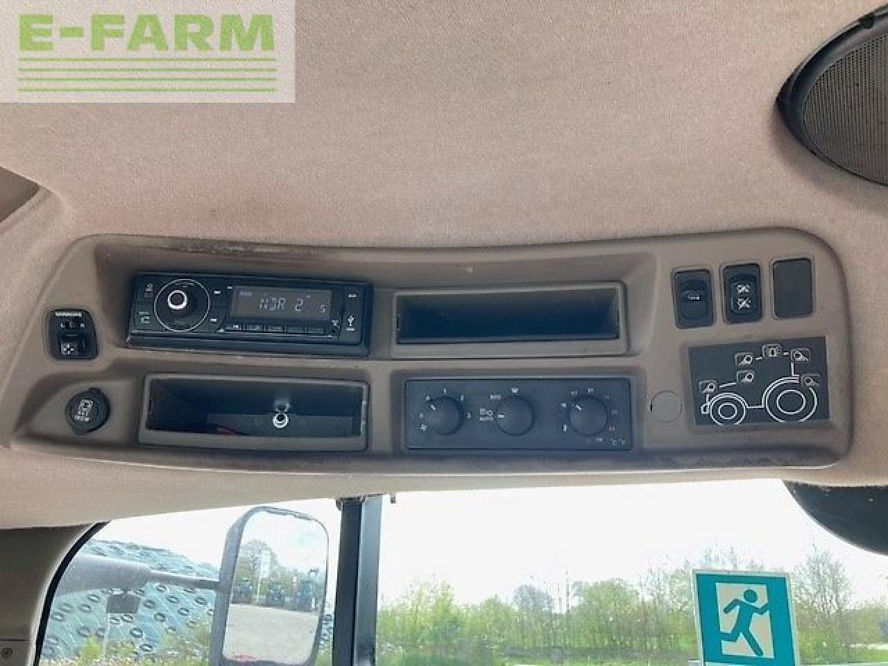 Farm tractor Case-IH optum 270 cvx CVX: picture 7