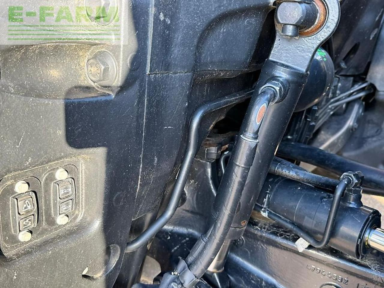 Case-IH optum 300 cvx CVX - Farm tractor: picture 5 Case-IH optum 300 cvx CVX - Farm tractor: picture 5