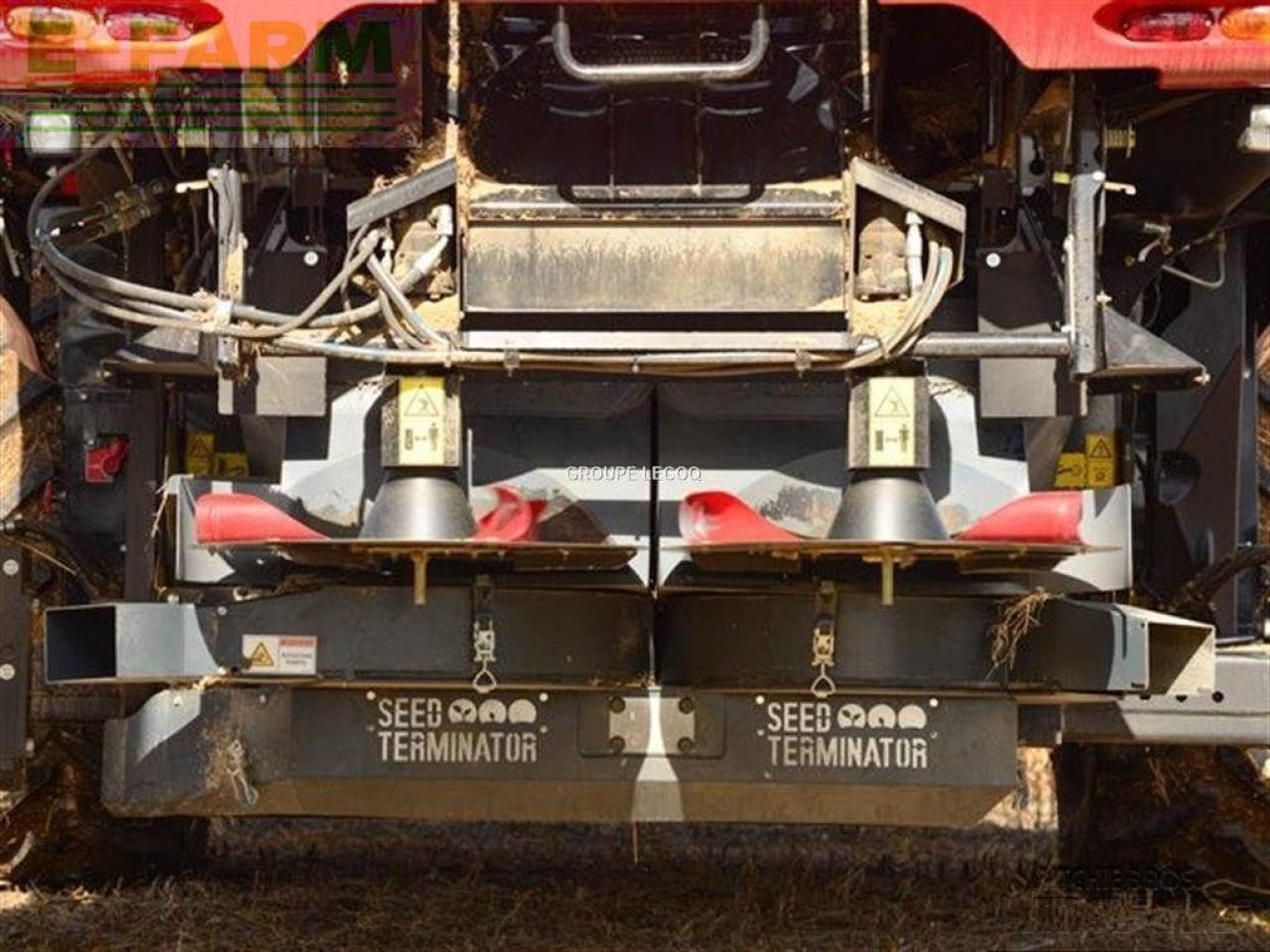 Case-IH seed terminator bouchard diffusion - Combine harvester: picture 1 Case-IH seed terminator bouchard diffusion - Combine harvester: picture 1