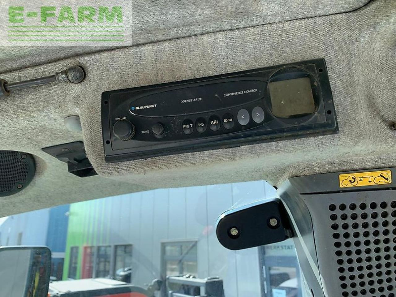 Deutz-Fahr agrotron 165 mk 3 mit fkh und fzw - Farm tractor: picture 4 Deutz-Fahr agrotron 165 mk 3 mit fkh und fzw - Farm tractor: picture 4