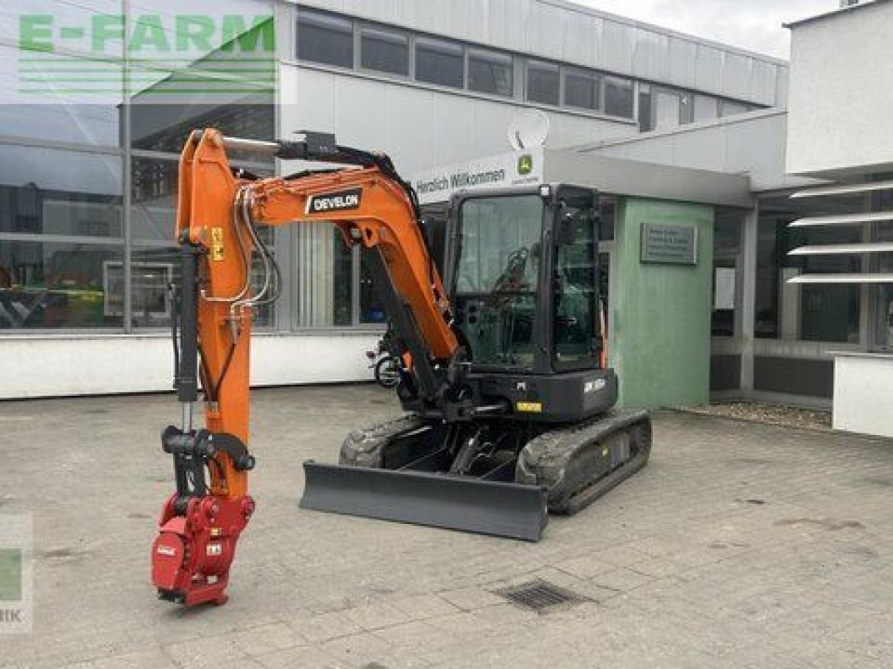 Doosan dx55r-7 - Mini excavator: picture 1 Doosan dx55r-7 - Mini excavator: picture 1
